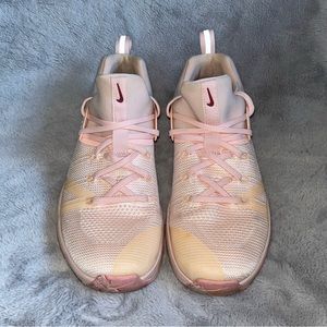 Nike metcon women’s sneakers pink running